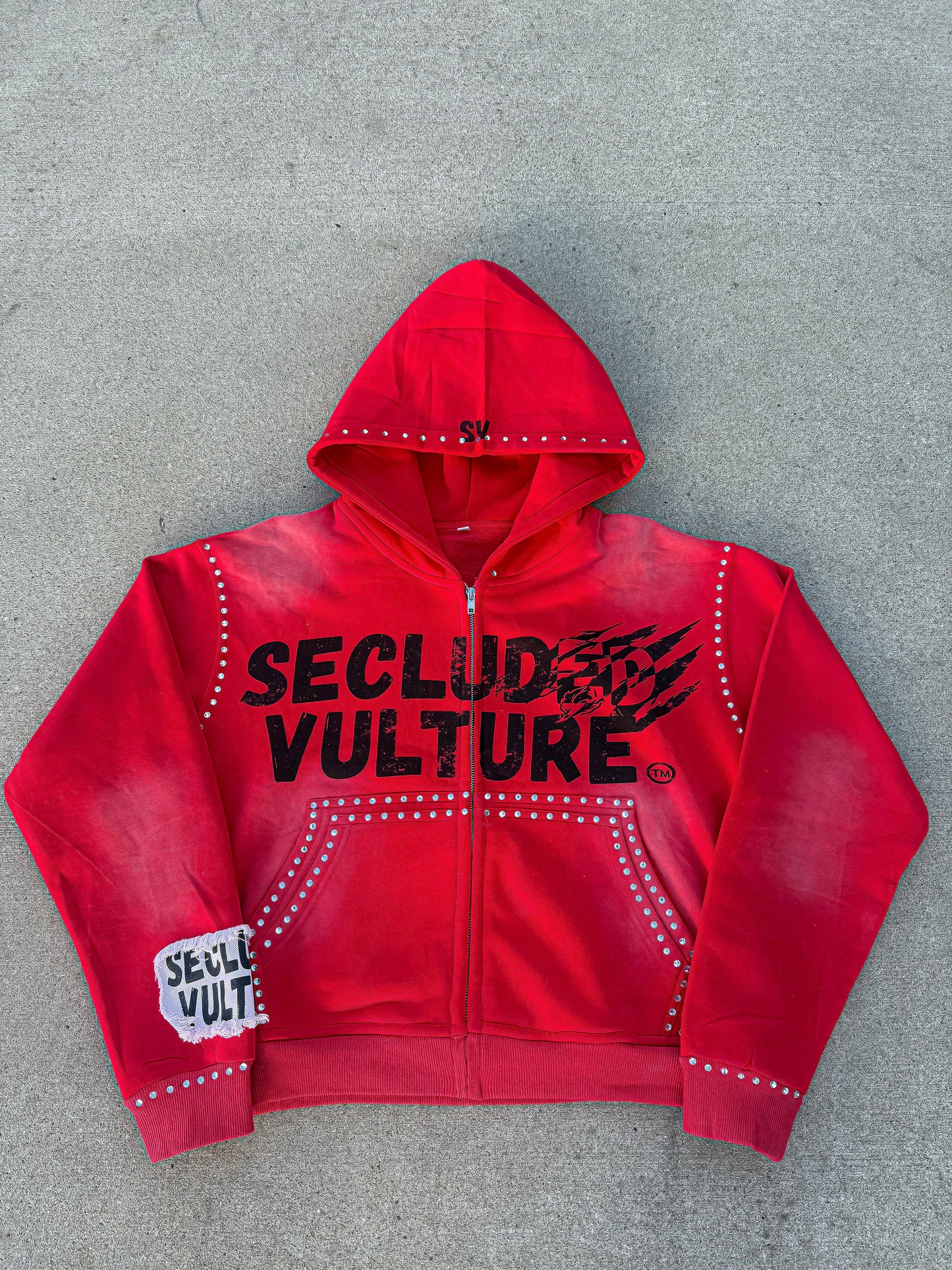Secludedvulture “ Crimson” red🌹